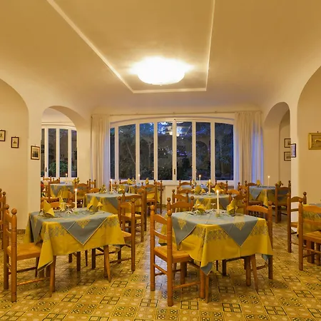 Cleopatra Hotel